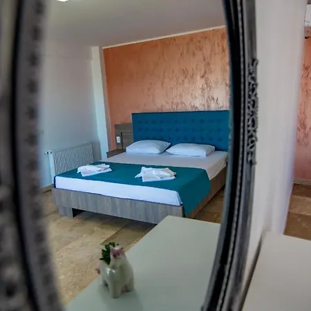 Blue Border * Vama Veche