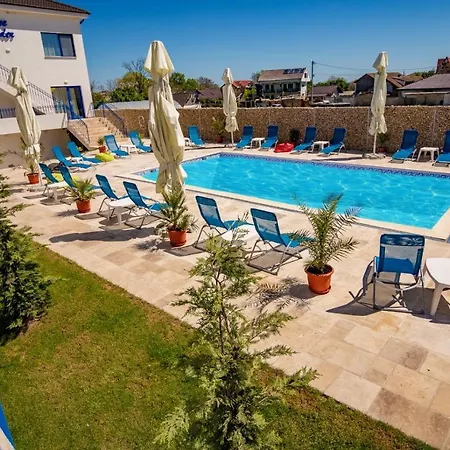 Blue Border Guest house