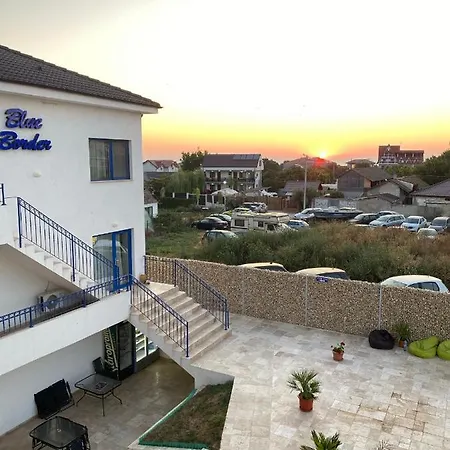 Konukevi Blue Border Vama Veche